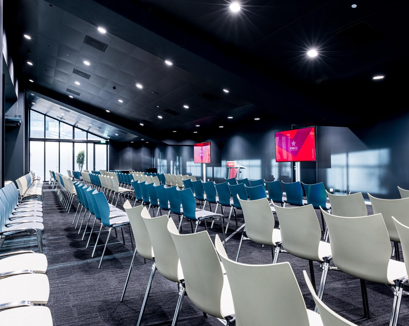 Meetings_large meetings_1580x1260 Meetings